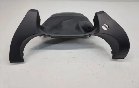 Steering wheel column trim