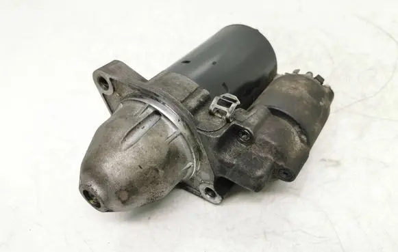 Mercedes-Benz E W211 Starter motor 0051513901 0001107406