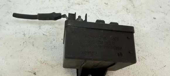 Glow plug pre-heat relay