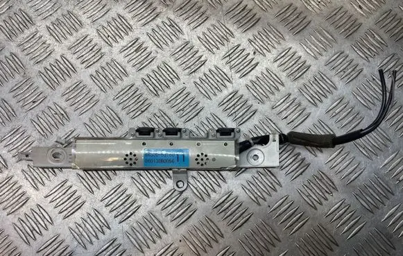 Lexus IS 220D-250-350 Aerial antenna amplifier 8630053160 060130B0056