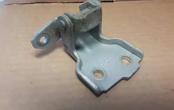 Suzuki SX4 Front door lower hinge 63JJL
