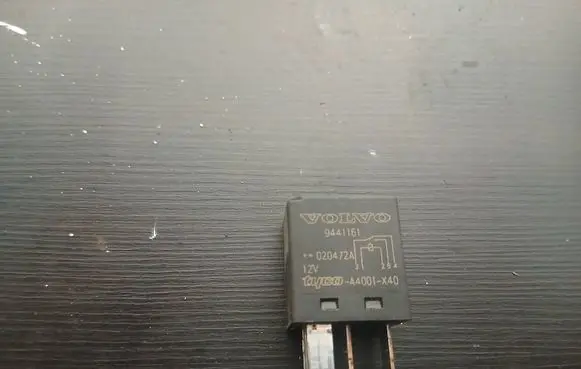 Volvo XC90 Other relay 9441161 A4001X40 020472A