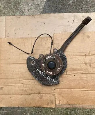 Chrysler 300 - 300C Front wheel hub