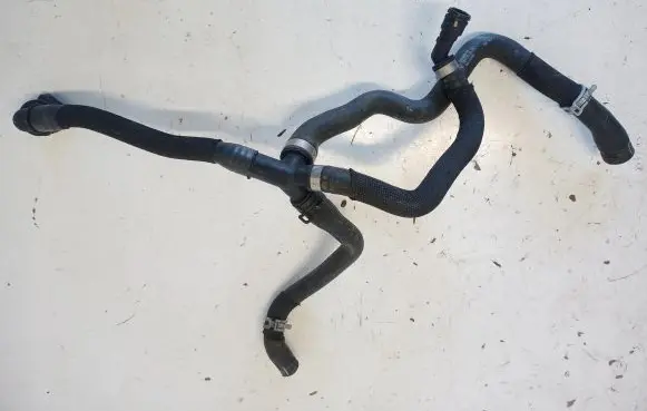 BMW 2 F45 Engine coolant pipe/hose 8593800