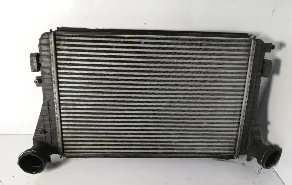 Skoda Octavia Mk2 (1Z) Intercooler radiator 1K0145803S