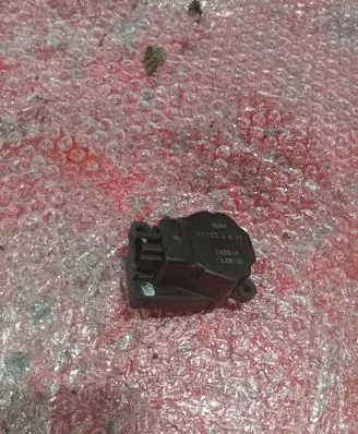 Opel Zafira B Turbo charger electric actuator H7102UA42 EAD514