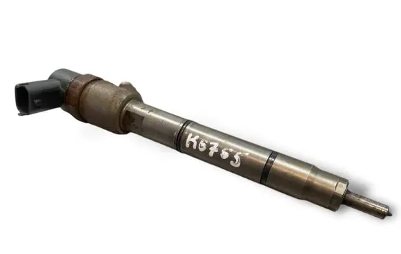 Fuel injector