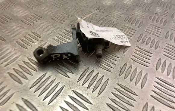 Audi Q5 SQ5 Front door upper hinge 8K0831401E