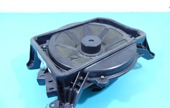 Audi A6 S6 C7 4G Subwoofer speaker 4G5035709 IMPRK1332761