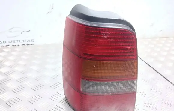 Volkswagen Golf III Rear/tail lights 63296 1H9945111