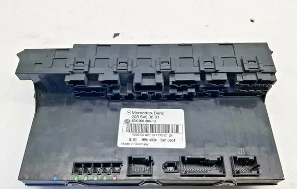 Mercedes-Benz C AMG W203 Fuse module 2035453801 nr1825