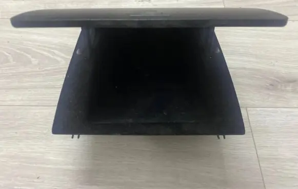 Volkswagen Touran I Glove box 315360100