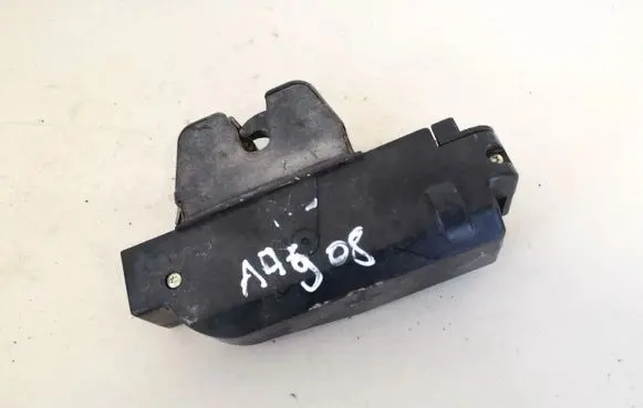 Tailgate/trunk/boot lock/catch/latch