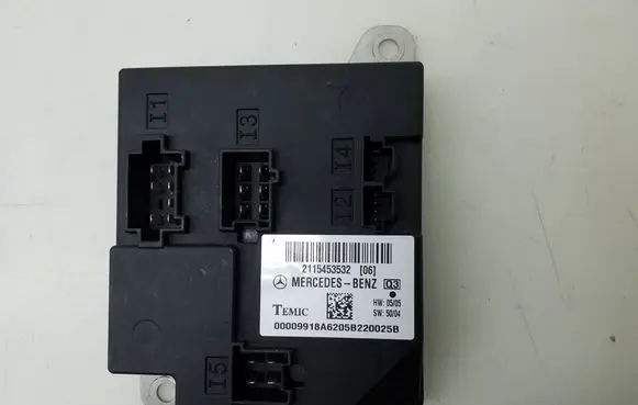 Mercedes-Benz CLS C219 Other control units/modules A2115453532