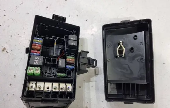 Audi A3 S3 8V Fuse box set 5Q0907361C 63512835 63512832