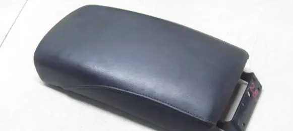 Nissan X-Trail T32 Armrest