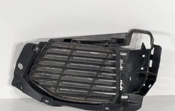 Peugeot 3008 II Front bumper lower grill 9810870377 C06760091