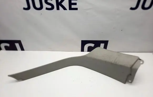 Mercedes-Benz ML W164 (D)pillar trim (top) A1646902425 1646902425