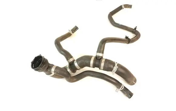 Volvo XC90 Engine coolant pipe/hose 31686003