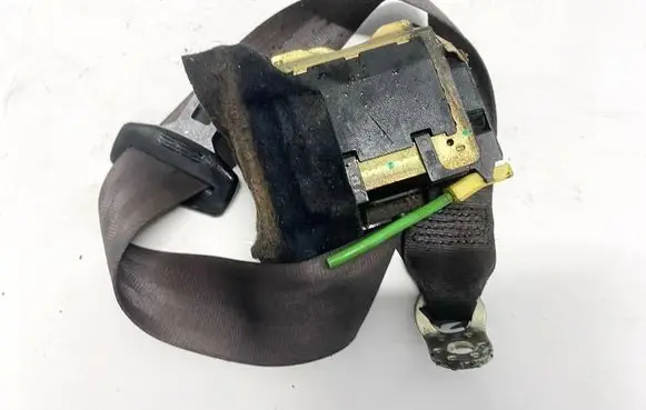 Audi A4 S4 B5 8D Rear seatbelt