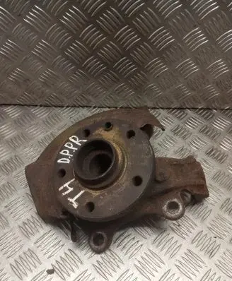 Volkswagen Transporter - Caravelle T4 Front wheel hub