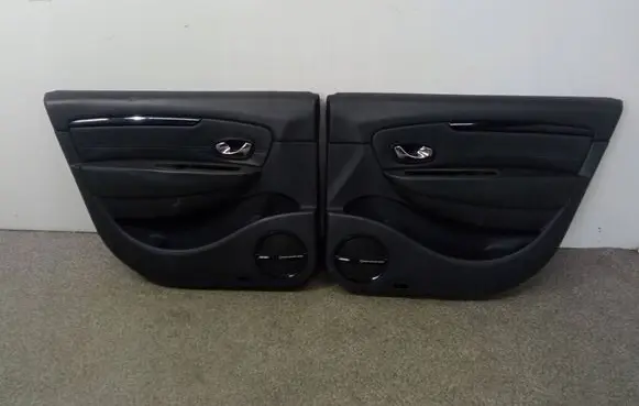 Renault Scenic III - Grand scenic III Front door card panel trim