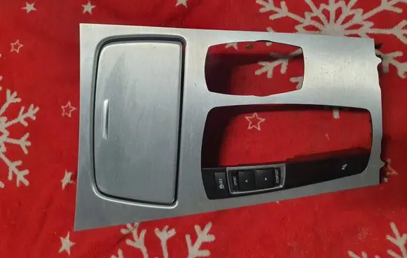 BMW 7 F01 F02 F03 F04 Center console decorative trim 
