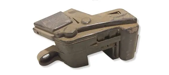 BMW 7 E65 E66 Fuse module 10688710