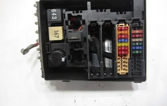 Audi TT TTS Mk2 Fuse box set 8J0937503 PA66GF15