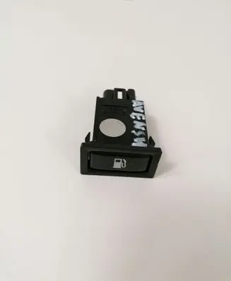 Toyota Avensis T250 Fuel tank opening switch 5660G34 156795