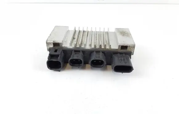 Subaru Outback (BS) Glow plug pre-heat relay 22010AA010 1327000030 10R06443