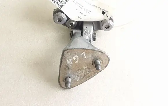 Porsche Panamera (970) Rear door lower hinge 97053161900 A046573