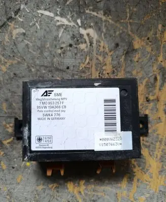 Volkswagen Sharan Immobilizer control unit/module 7M0953257F 95VW19A366CB 5WK4776