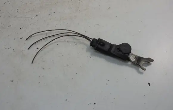 Opel Omega B2 Camshaft position sensor 90520850