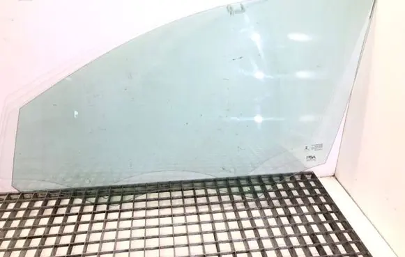 Citroen C4 III e-C4 Front door window glass four-door