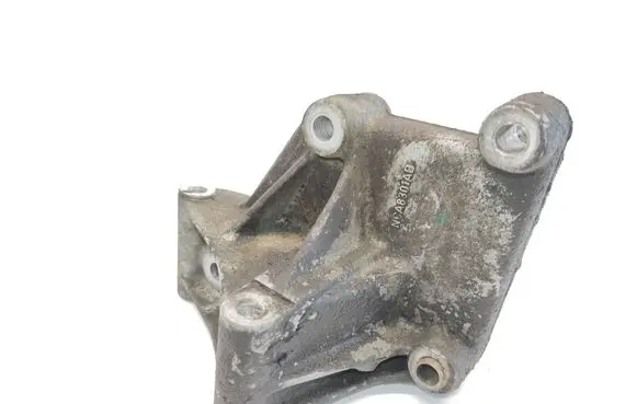 Jaguar XJ X300 Power steering pump mounting bracket NCA8301AB 9JPFRB