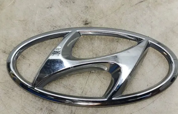 Hyundai Bayon Manufacturer badge logo/emblem