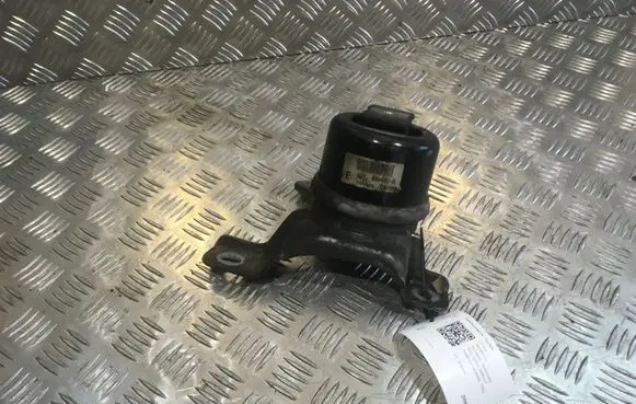 Volvo S80 Engine mount bracket 8G9N6F012BB 30793318