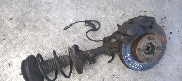 Suzuki Liana Front wheel hub