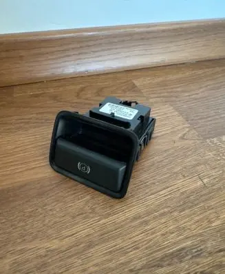 Mercedes-Benz GLC X253 C253 Hand parking brake switch A2469050451