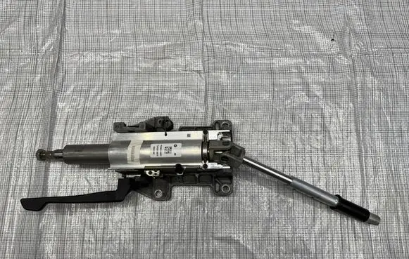 Jeep Wrangler Steering wheel axle P55057448AC