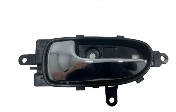 Nissan Leaf I (ZE0) Front door interior handle