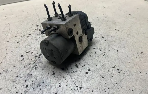 Peugeot 307 ABS Pump 0265216757 9643777980