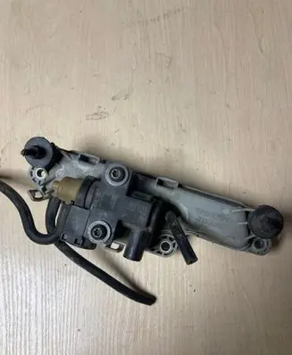 Volvo XC90 Vacuum air tank 31330458