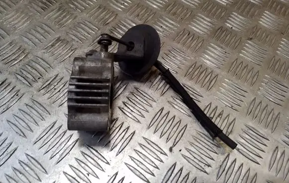 Toyota Avensis T270 Vacuum valve 