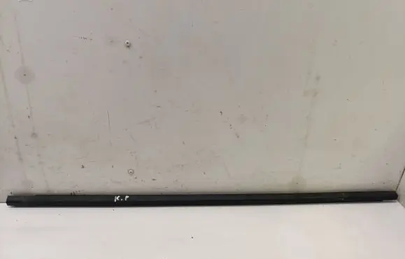 Volkswagen Taigo Front door glass trim molding 
