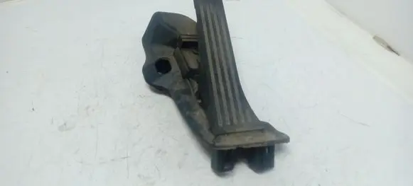 Volkswagen Golf Plus Accelerator throttle pedal 6PV008890 1K2721503K