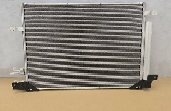 Chevrolet Camaro A/C cooling radiator (condenser) 23455461 20190808 AA4477703341