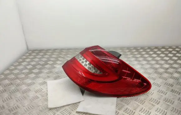 Mercedes-Benz B W246 W242 Rear/tail lights A2468200664