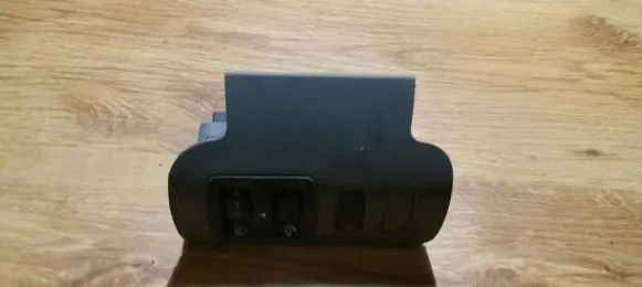 Renault Scenic I Headlight level height control switch 88020005